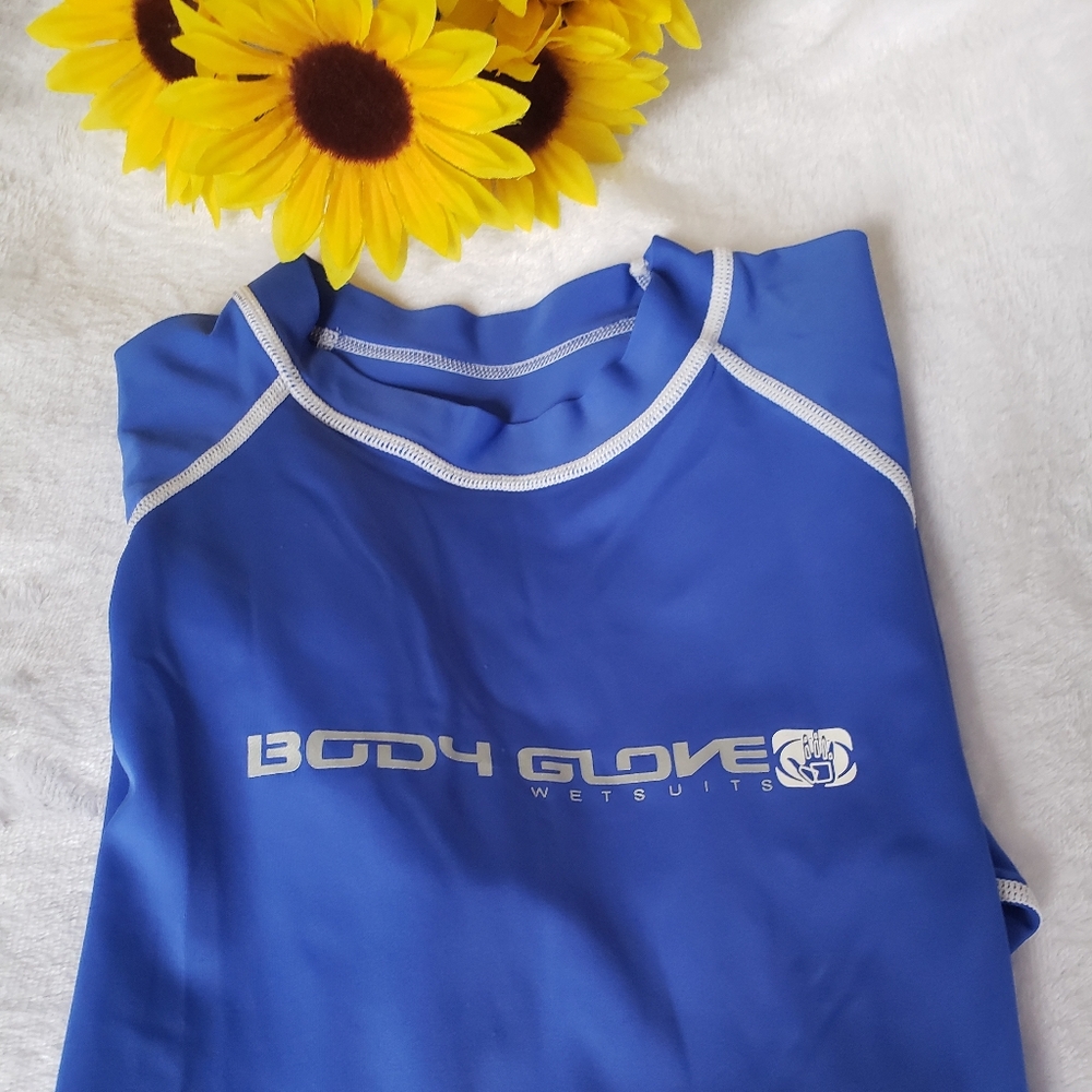 Body glove swim shirt Size :L